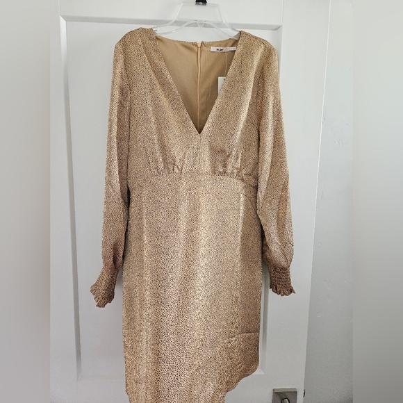 Gold Black Pockadotted Dress - Picture 2 of 5